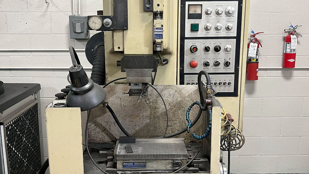 Easco Sparcatron Conventional Ram-Type EDM